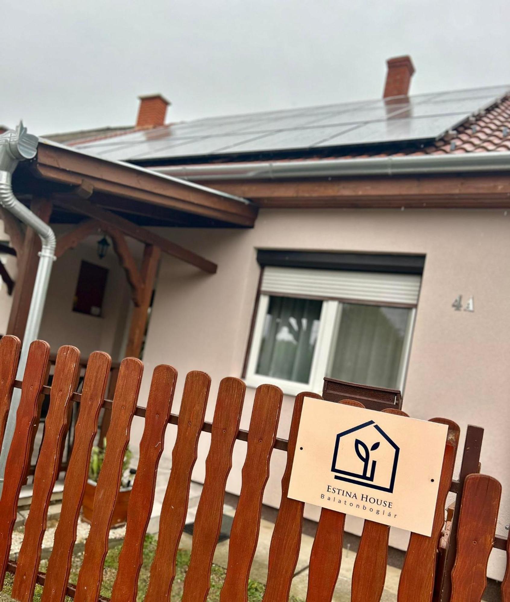 Estina House Villa Balatonboglár Buitenkant foto